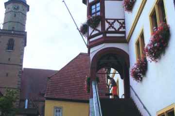 59 Volkach am Main_Rathaus und Pfarrkirche